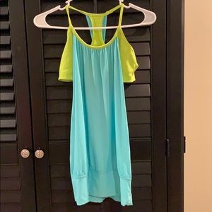 EUC Lulu tank. Size 4.